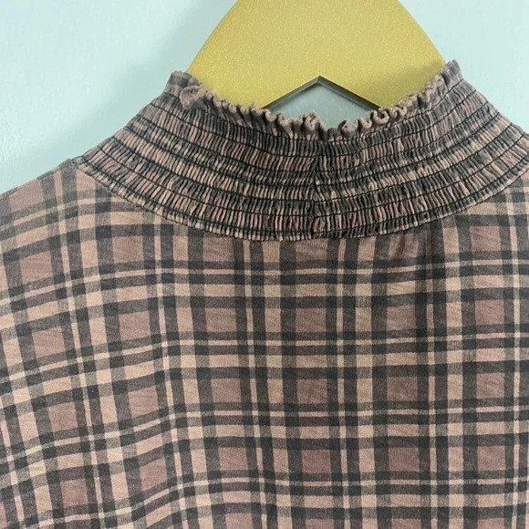Nation LTD Plaid Puff Sleeve Top - Picture 11 of 14